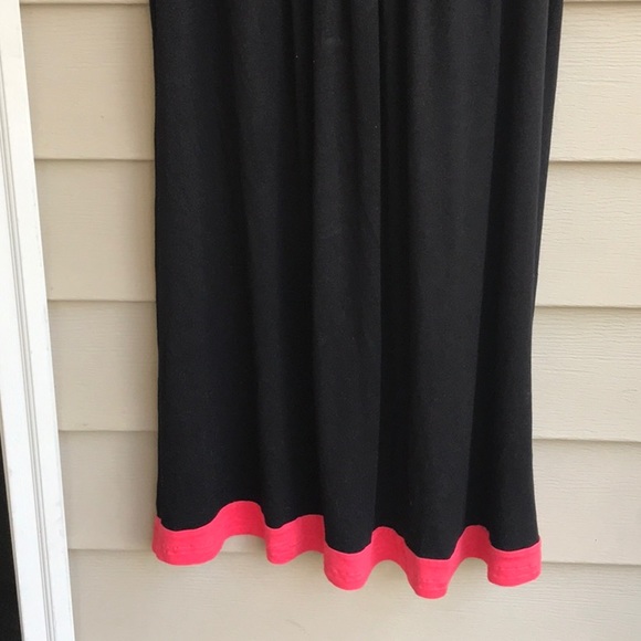 Here’s another cute softie for comfort! Size M - Picture 4 of 7